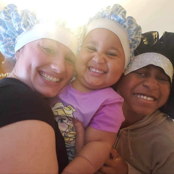 Meet your Poshers, Grabbiee!!! - Picture 3 of 14